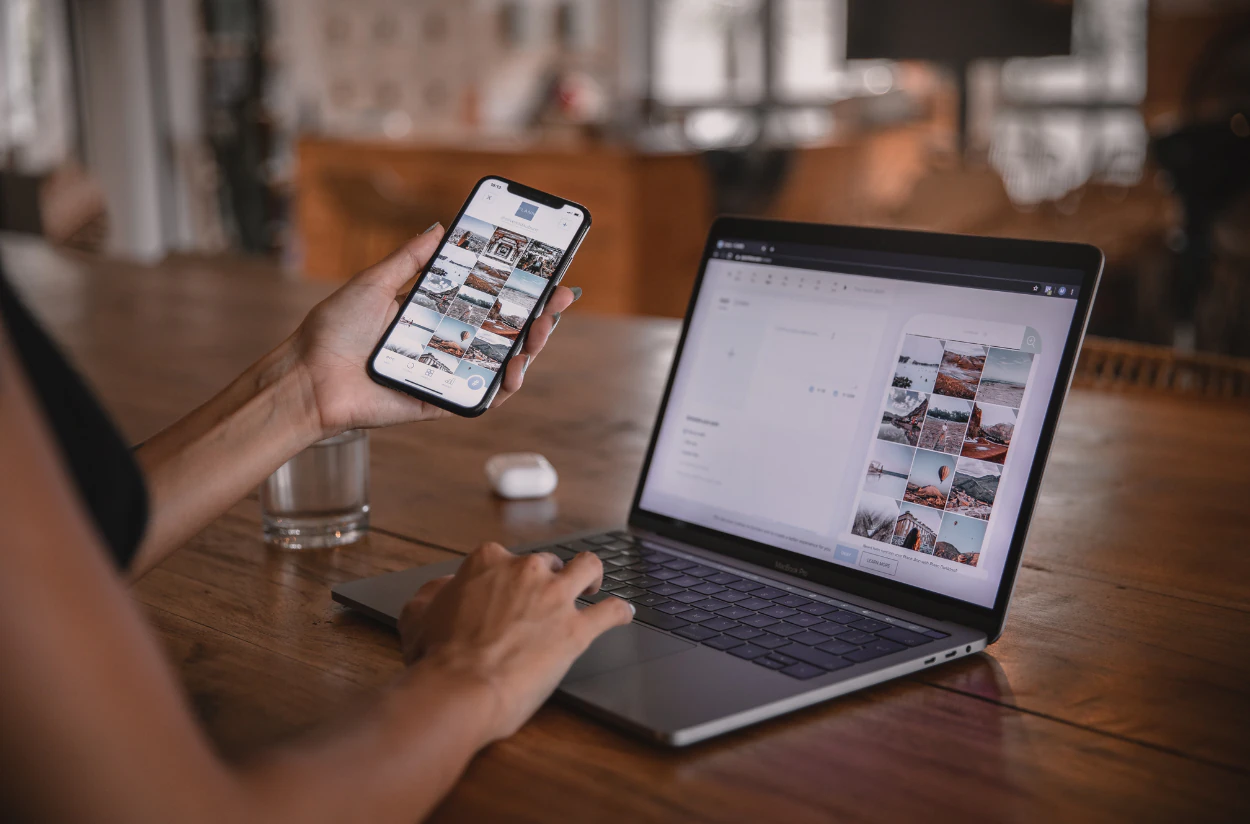 Sélection et optimisation d'images sur ordinateur et smartphone avant leur mise en ligne sur un blog
